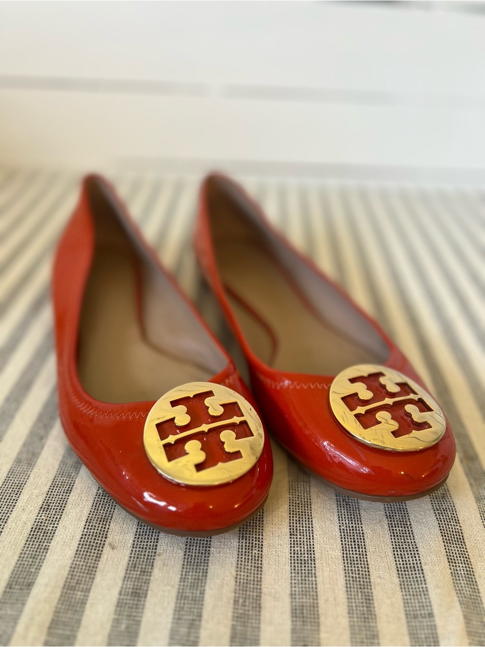 Red Orange Tory Burch ballet flats in patent leather
